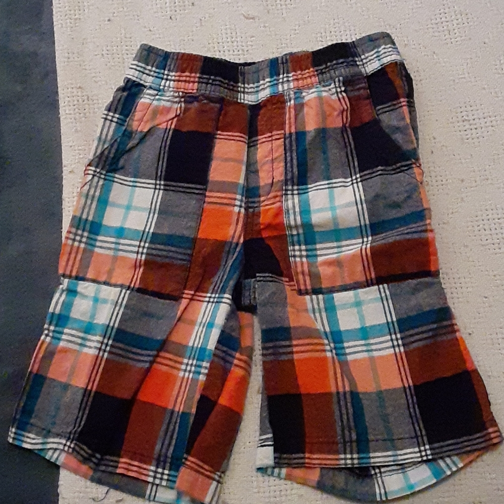 Shorts - Picture 4 of 5